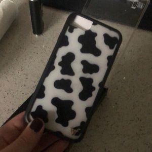 Wildflower iPhone 6/7/8 Cow Print Case BRAND NEW